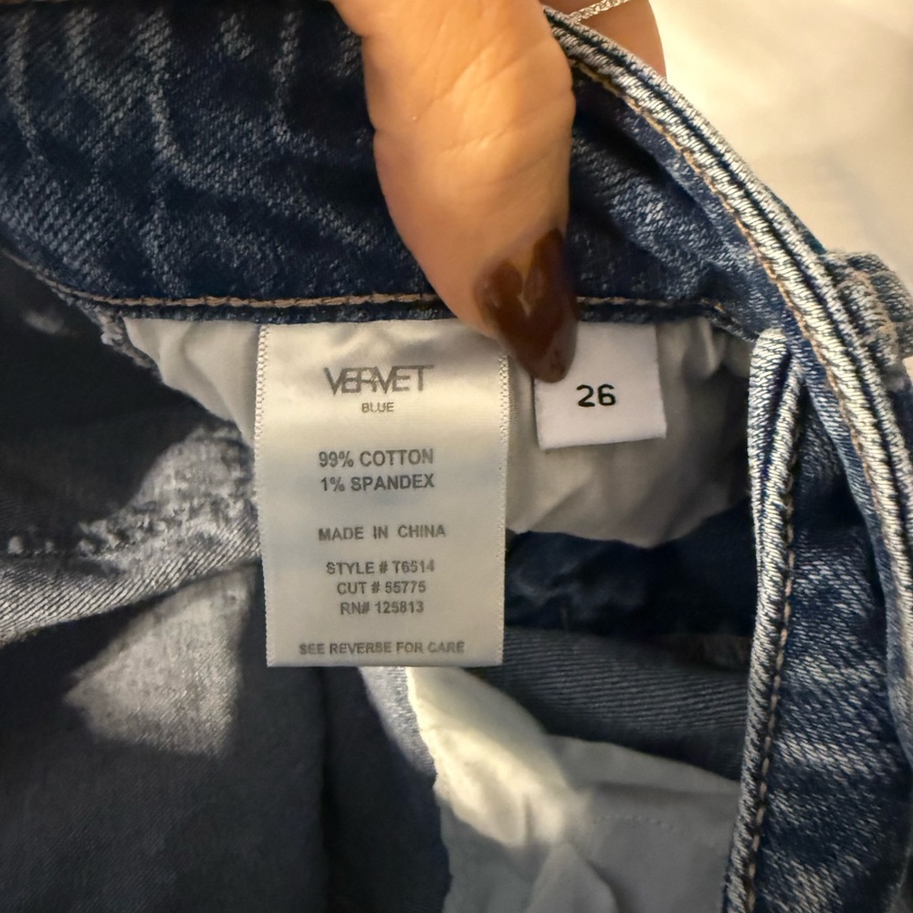 Light Wash Wide Leg Women’s Jeans - Picture 11 of 11